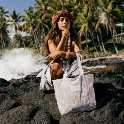 Aloha Sea Treasure Day Tripper In Mochi