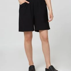 FIG Newton Bermuda Short