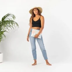 Aloha Mid Flora Pouch In Arvo Womens Bags