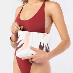 Women's Aloha Small Painted Birds Pouch In Warm