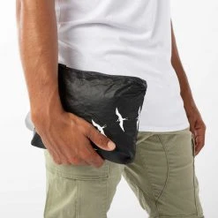 Aloha Small ʻIwa Birds Pouch In White/Black Womens Bags