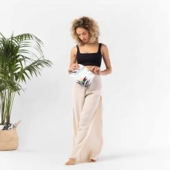 Women's Aloha Small Painted Birds Pouch In Cool