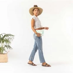 Aloha Small Sea Treasure Pouch In Mint